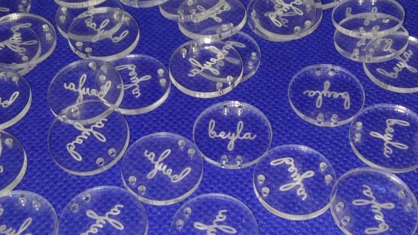 Tag Acrylic Clear Clear Design