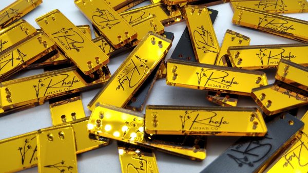 Tag Acrylic Dark Gold Mirror Black Design