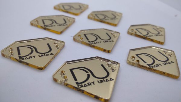 Tag Acrylic Gold Mirror Black Lettering