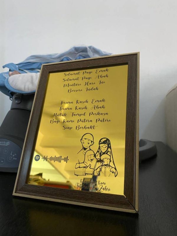 Plak Berlagu Custom Plus Frame